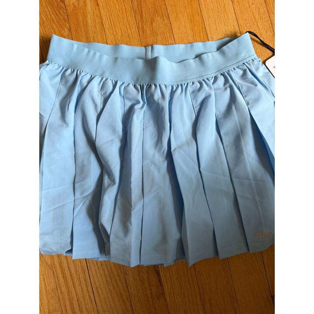 Alo Yoga Varsity Tennis Skirt Blue Skies Pleated Mini Skirt NWT XS - Picture 3 of 6